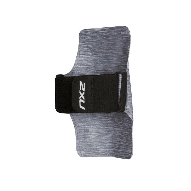 2XU Run Arm Band - 2023 5 2XU Run Arm Band - 2023 - Image 3